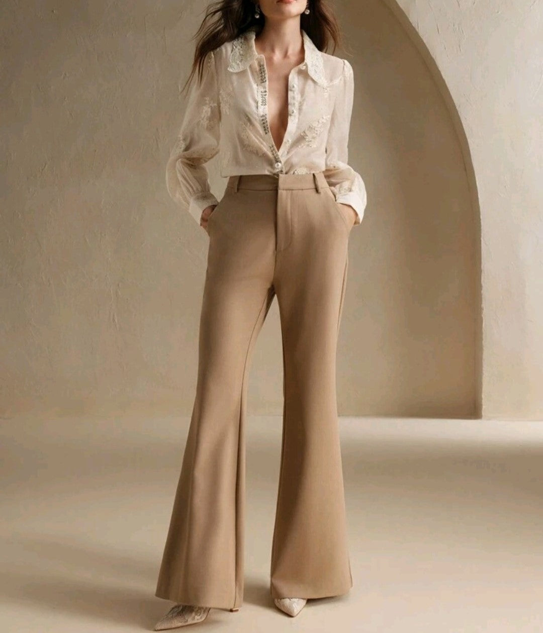 Chemise ivoire brodée "Perla" – Élégance perles & strass